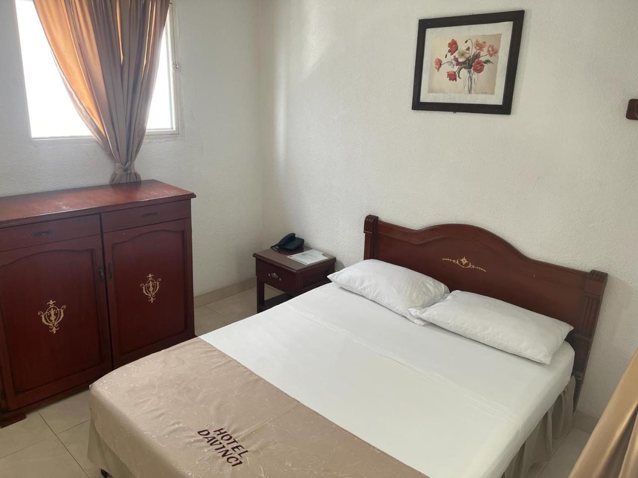 Hotel Davinci Каларка Экстерьер фото